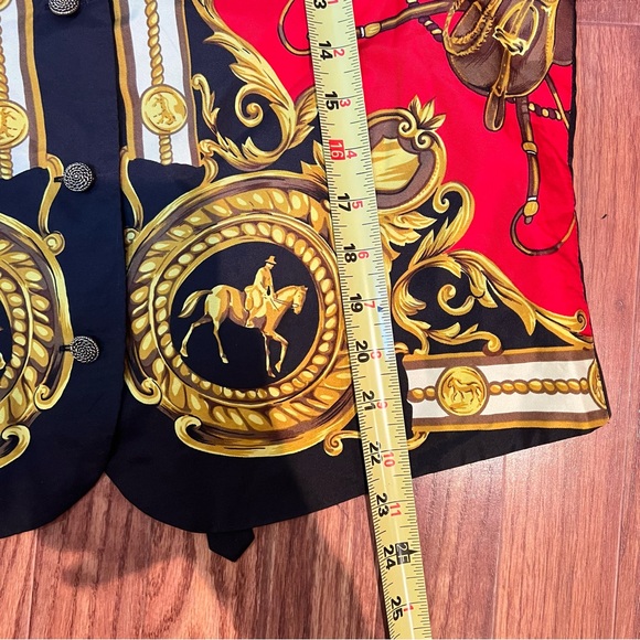 VINTAGE | Rafaella 90s red silk equestrian style vest - Picture 6 of 8
